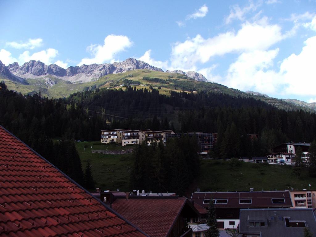 Hotel Haus Vasul St. Anton am Arlberg Zimmer foto